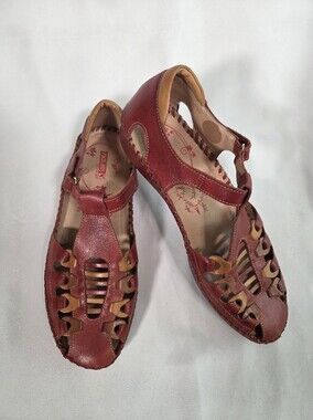 Pikolinos Puerto Vallarta Red Leather Cutout Sandals - EU 41